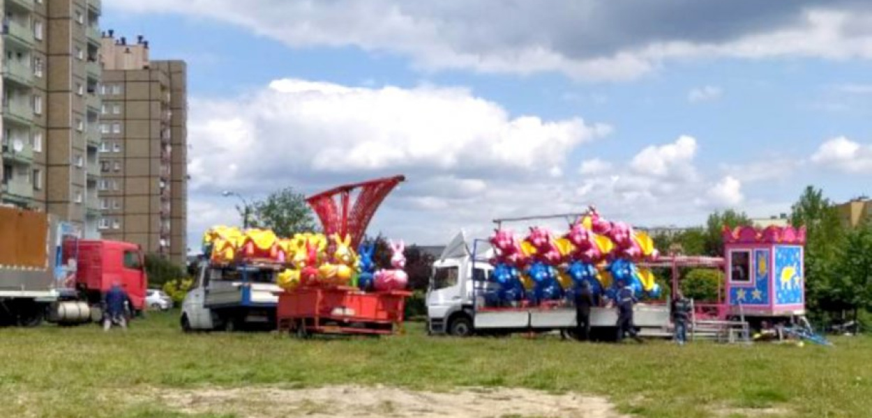 Wesołe miasteczko rozstawia się na os. Flagówka