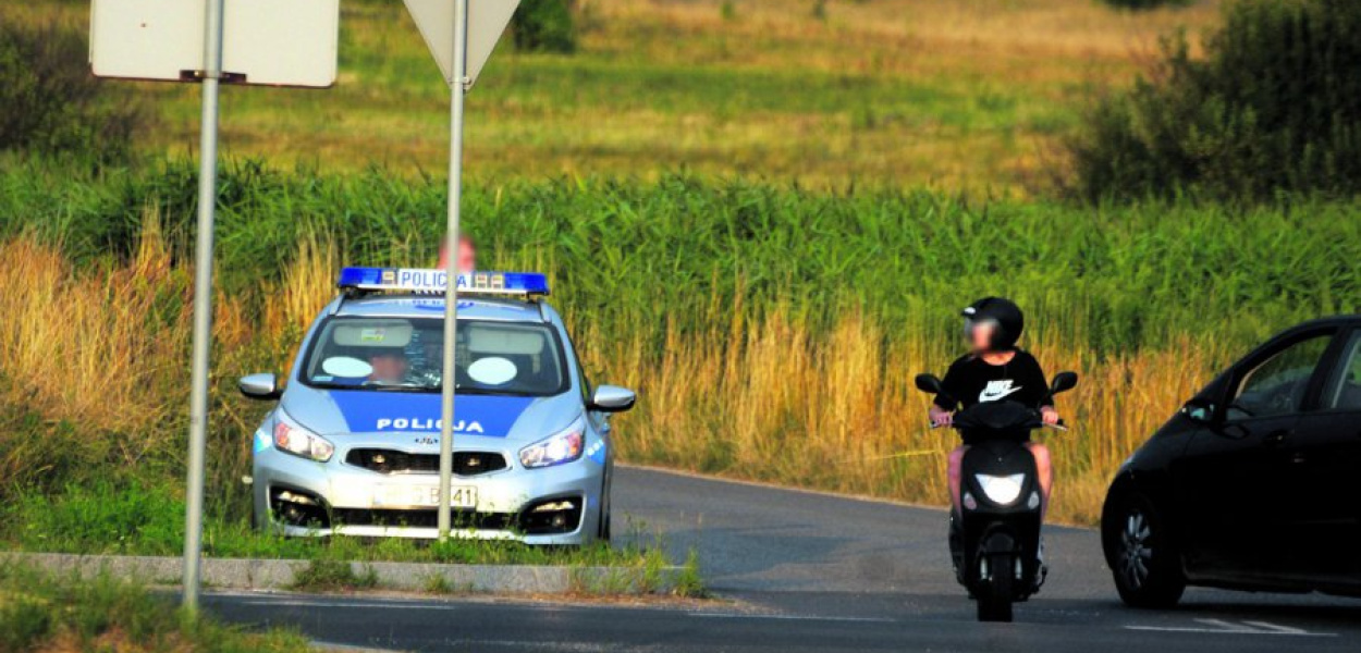 Kontrola prędkości na obwodnicy północno-wschodniej Chrzanowa, na skrzyżowaniu z Okrzei. Fot. Łukasz Dulowski