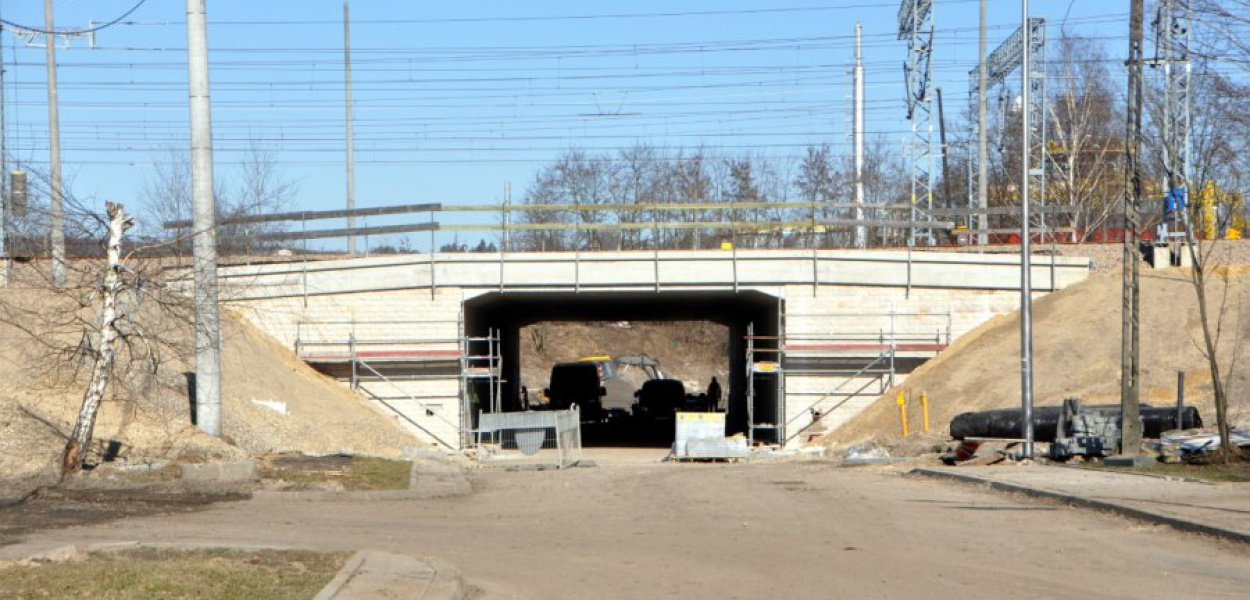 Wiadukt nad ul. Dworcową w Trzebini