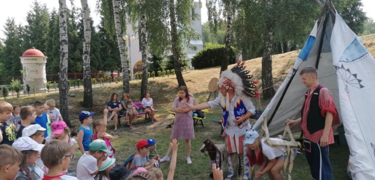 W spotkaniu przy LCK uczestniczyły przedszkolaki i dzieci przyprowadzone przez rodziców