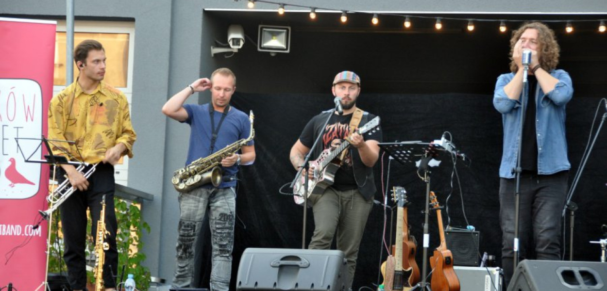 Kraków Street Band podczas koncertu w Chrzanowie