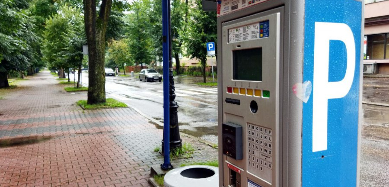 Strefa płatnego parkowania w Chrzanowie zaczęła działać w 2012 r.