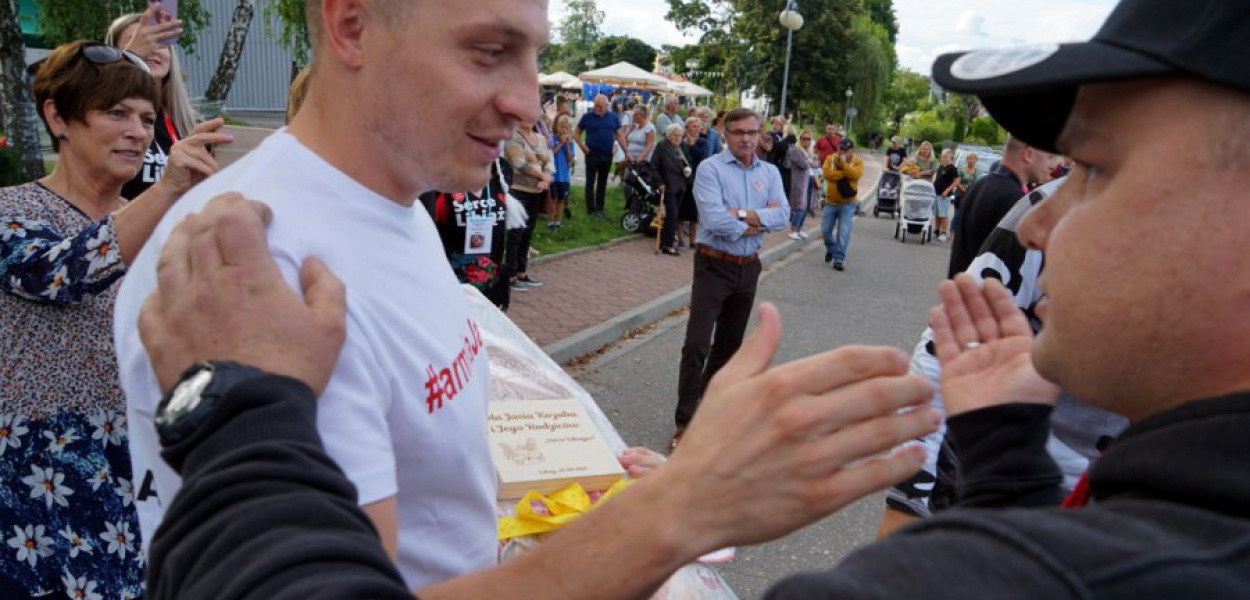 Wyrazy uznania od przedstawiciela libiąskich motocyklistów dla Krystiana Kozuba, taty małego Jasia