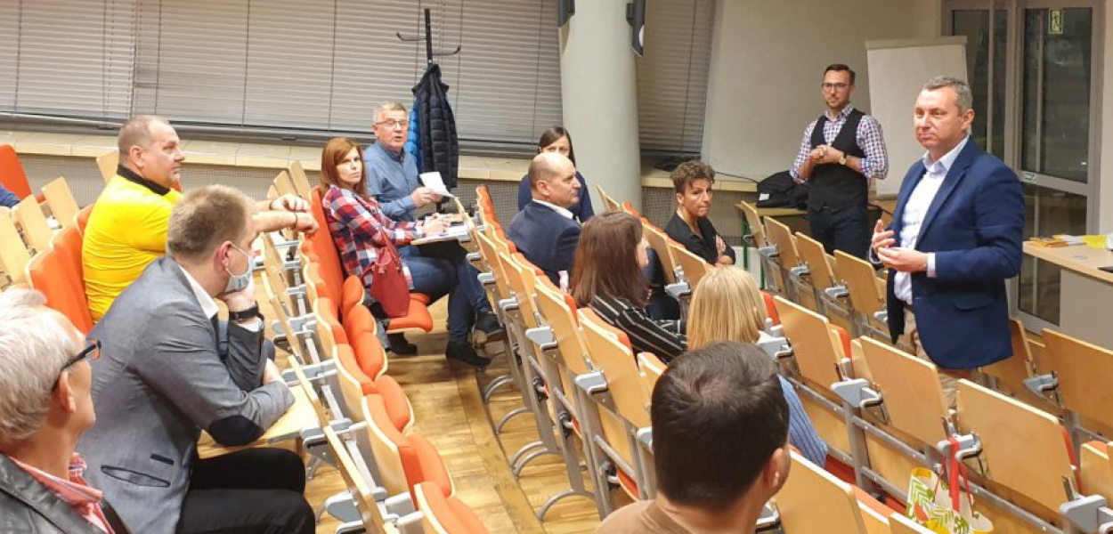 Podczas spotkania z działaczami Ruchu Polska 2050
