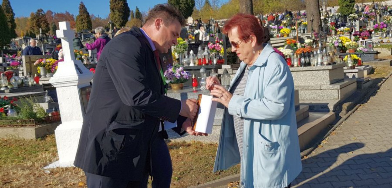  W rolę kwestujących wcielili się także samorządowcy