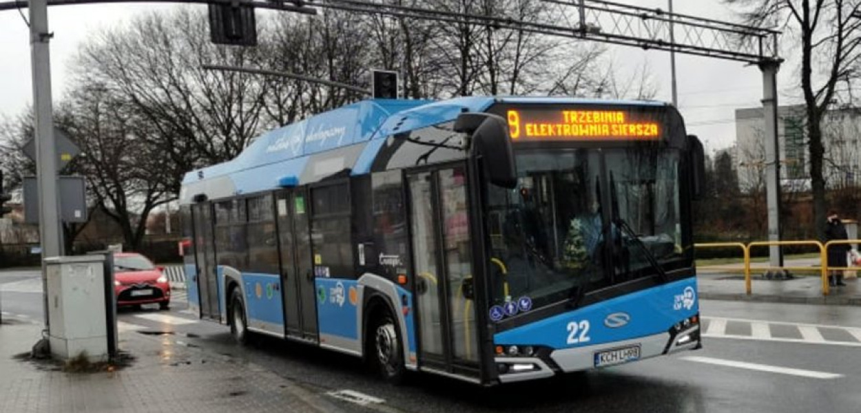 Autobuskursujący na linii 9