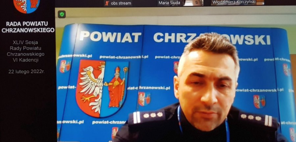 Na liczne pytania radnych odpowiadał Komendant Powiatowy Policji w Chrzanowie insp. Michał Gamrat