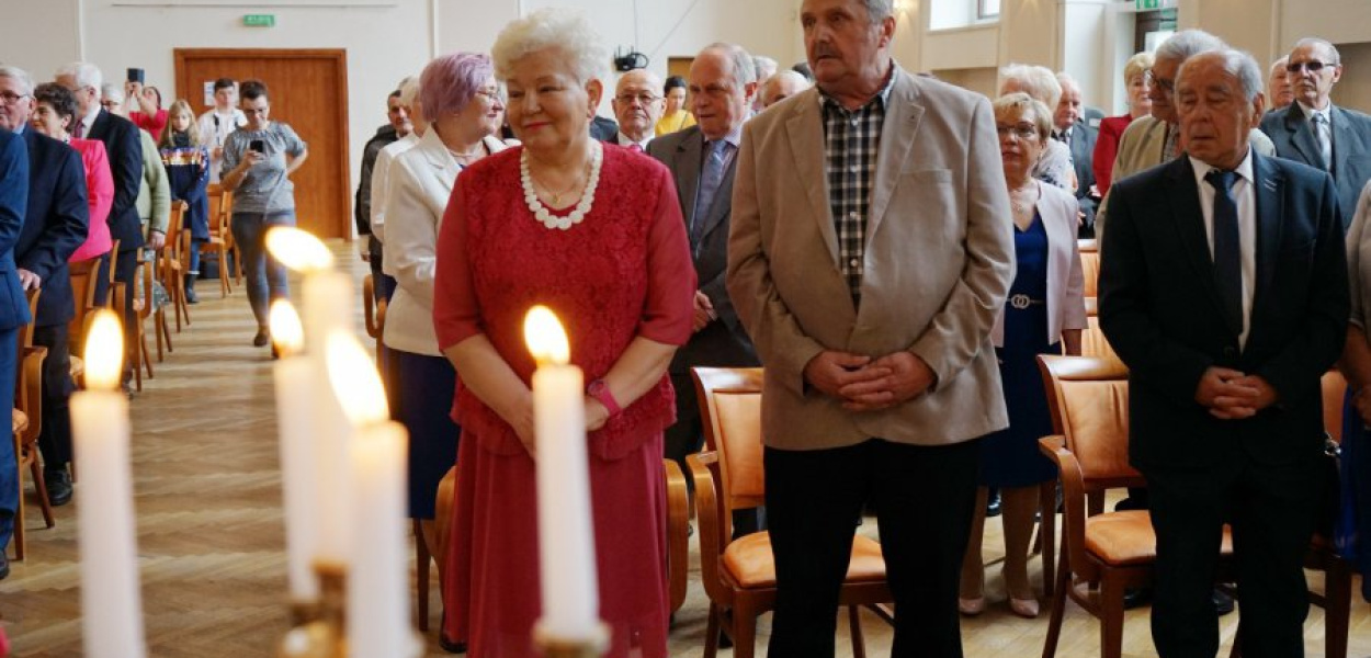 Podczas uroczystości Złotych Godów w chrzanowskim &quot;Sokole&quot;