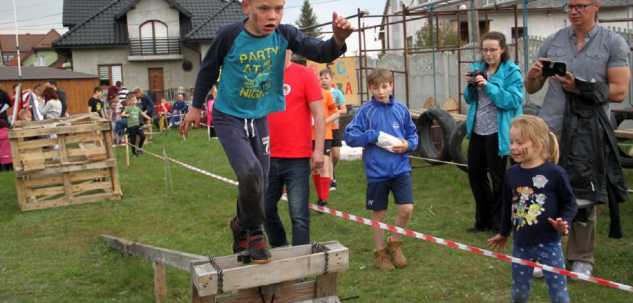 W zawodach wzięły udział dzieci w wieku od roku do 15 lat