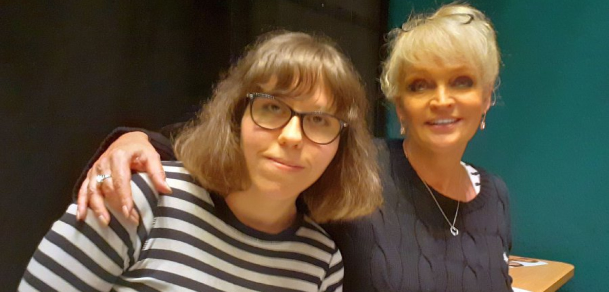 Paulina Nelec z aktorką Adrianną Biedrzyńską, która występowała w Trzebini