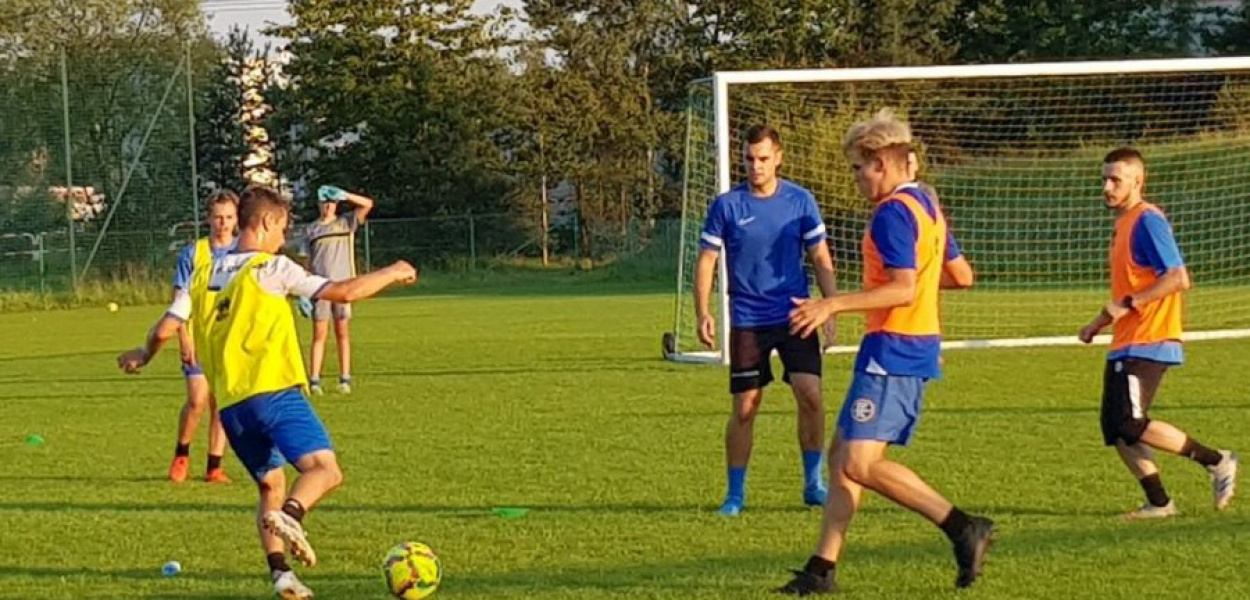 Trening piłkarzy Fabloku