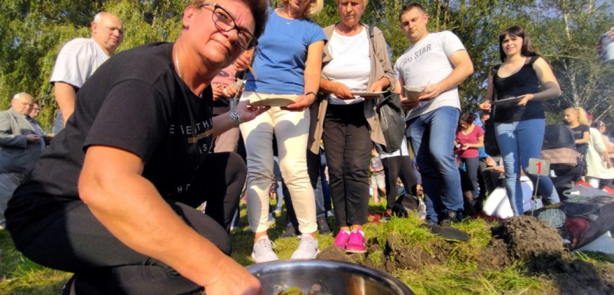 Podczas zeszłorocznych „Pieczonych na Polu&quot; w chrzanowskim Kościelcu