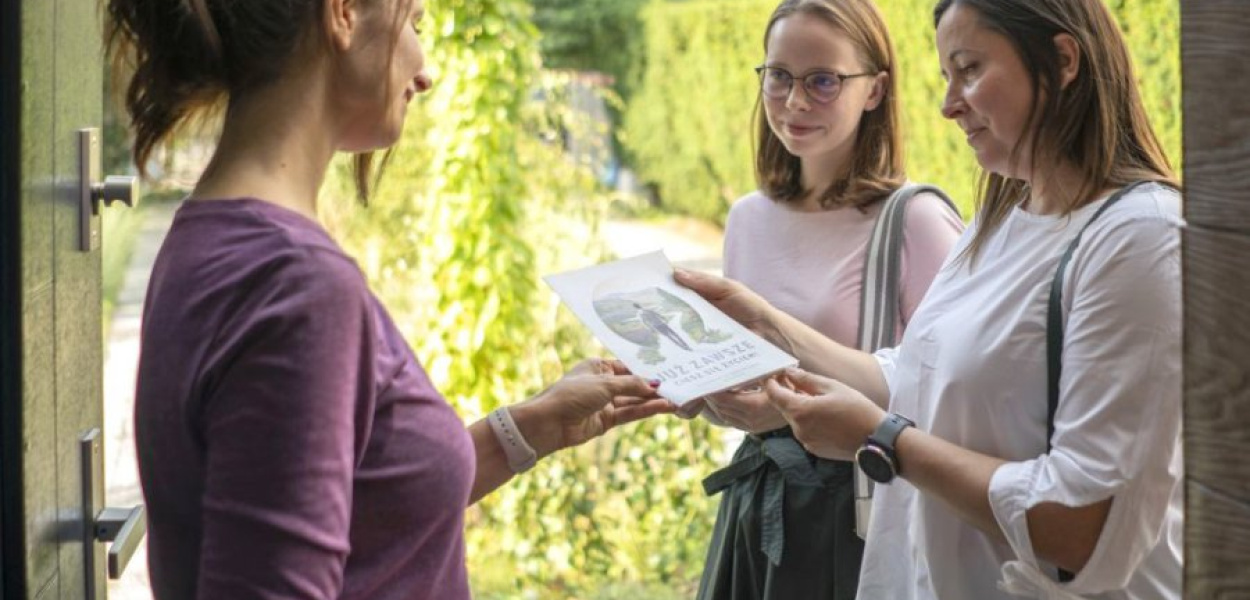 Świadkowie Jehowy proponują indywidualny kurs biblijny FOT. JW.ORG