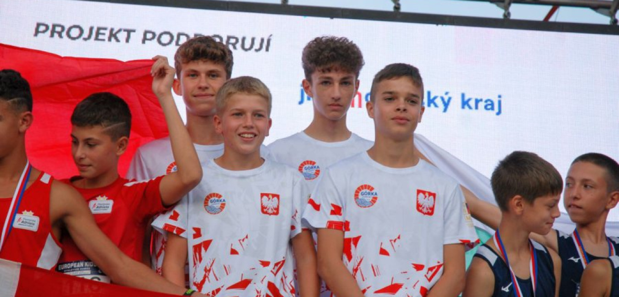 Łukasz Klimkiewicz wystartował w &quot;złotej sztafecie&quot; 4x60 m, fot. udostępnione przez Ewę Sierkę