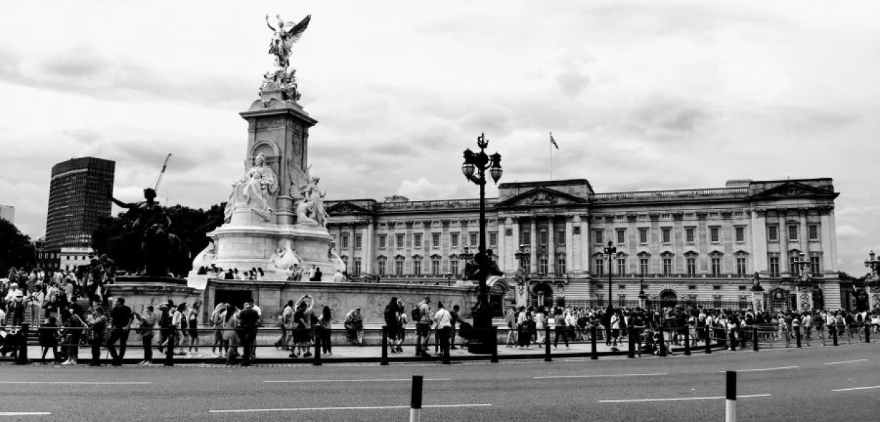 Pałac Buckingham - oficjalna londyńska rezydencja brytyjskich monarchów