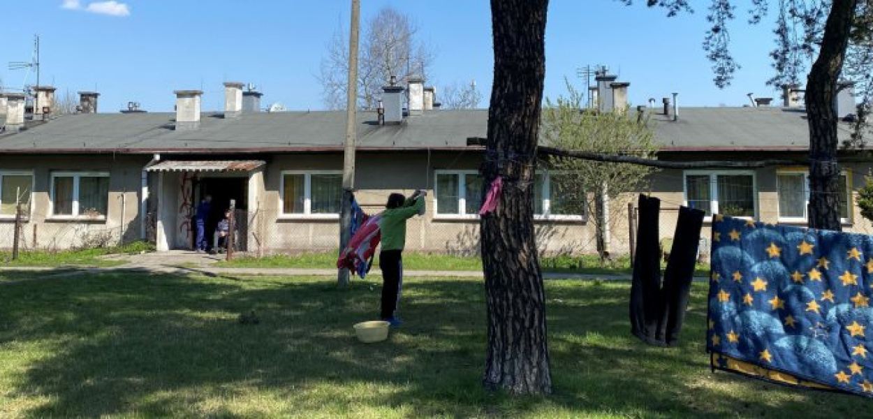 Tzw. baraki w Krystynowie, potocznie zwane „leżącymi wieżowcami”