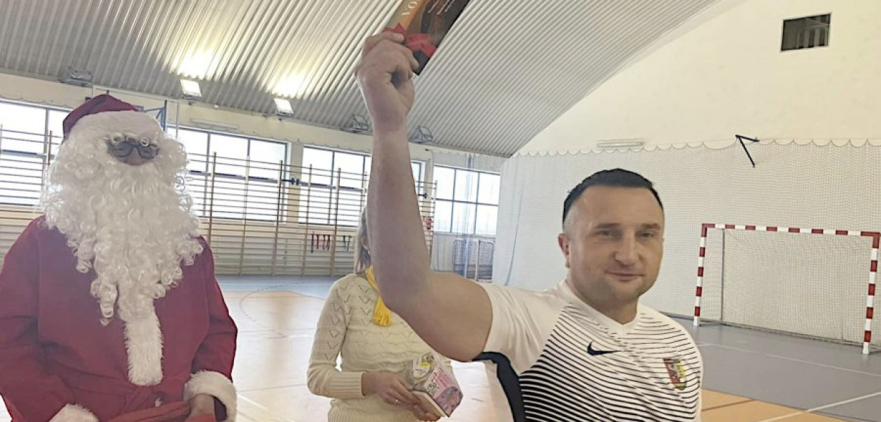 Łukasz Rundzia z OSP Moczydło zapłacił za wycieczkę z burmistrzem 2 tys. zł