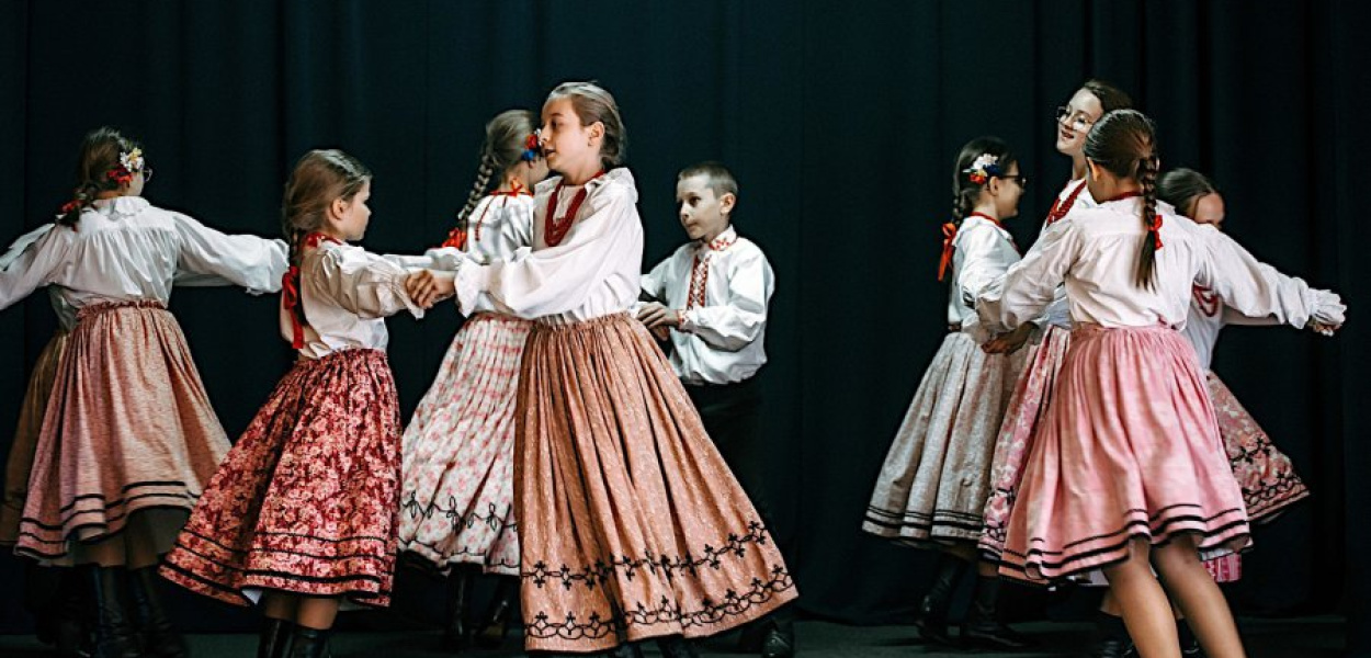 Zespół Pieśni i Tańca Krakowiaczek z Grojca istnieje od 20 lat