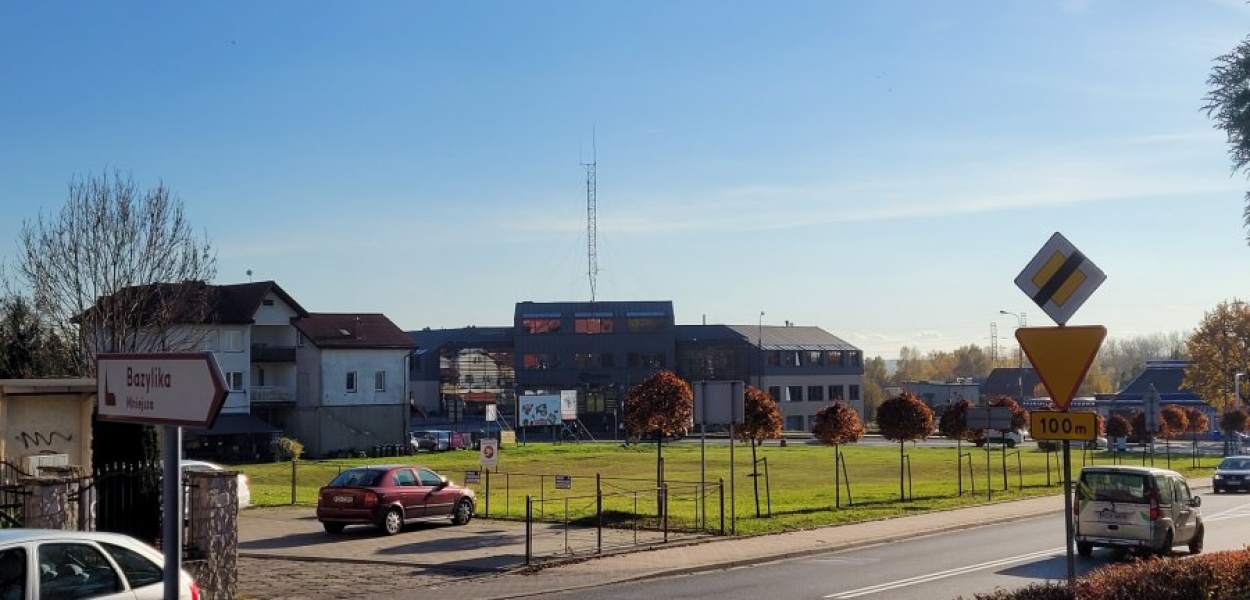 Budynek policji w Trzebini wkrótce będzie miał sąsiada - budynek wielofunkcyjny