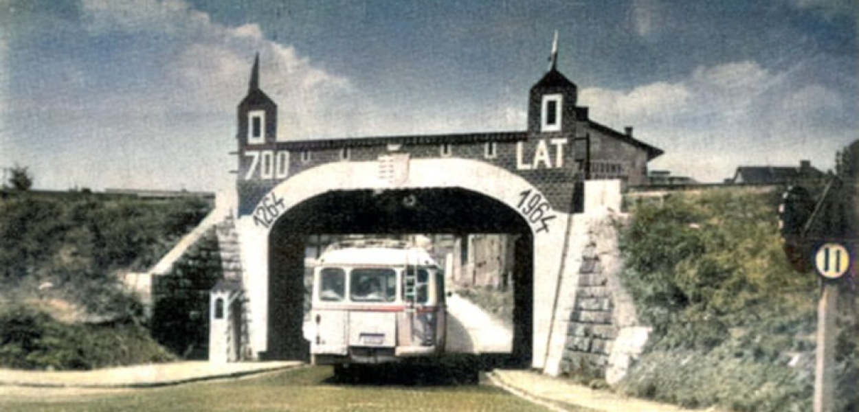 Wiadukt kolejowy nad Krakowską w Chrzanowie w 1964 r.