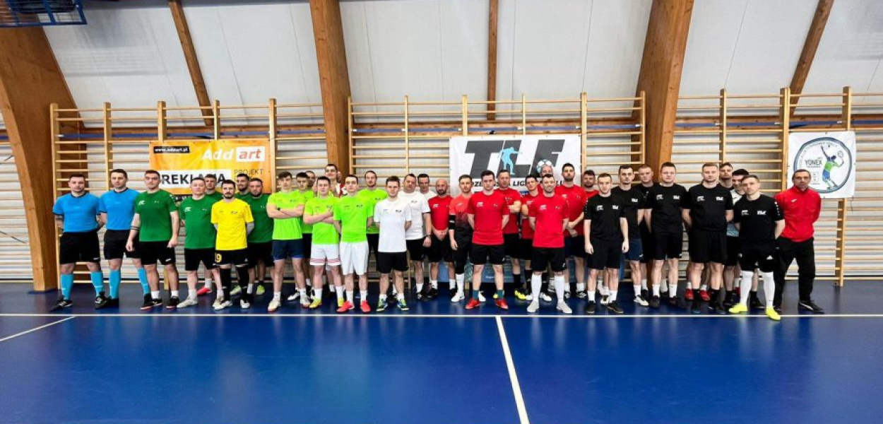 Uczestnicy Trzebińskiej Ligi Futsalu