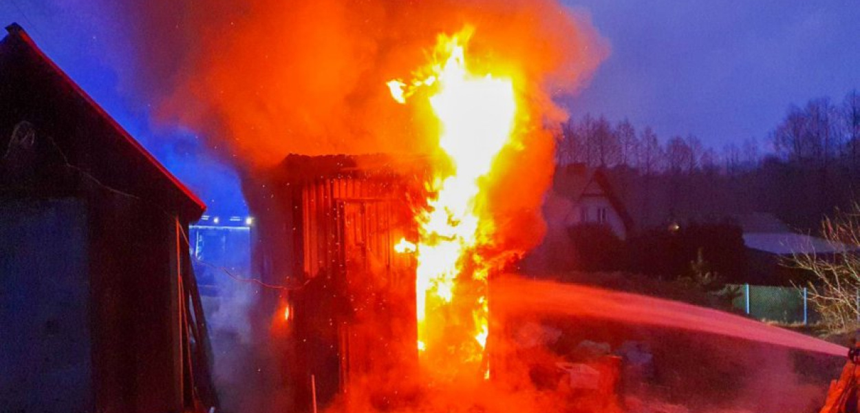 Pożar wybuchł w sobotę w Rudnie. FOT. Kraków 112 Krakowskie Ratownictwo w Obiektywie