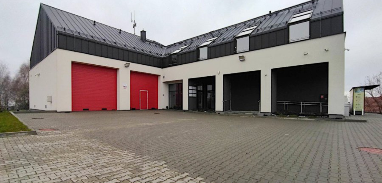 Nowy obiekt wielofunkcyjny w Pogorzycach mieści m.in. remizę, bibliotekę, sołtysówkę