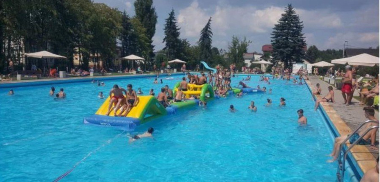 Już można korzystać z basenu odkrytego w Libiążu. FOT. archiwum LCK