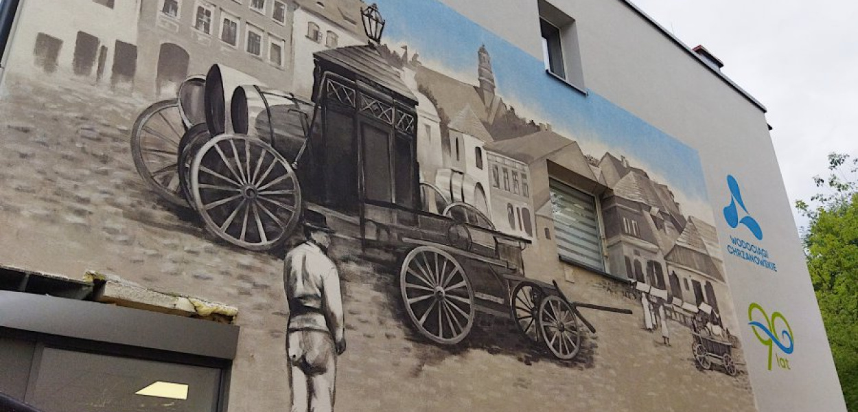 Mural na bocznej ścianie siedziby Wodociągów Chrzanowskich przy Jagiellońskiej