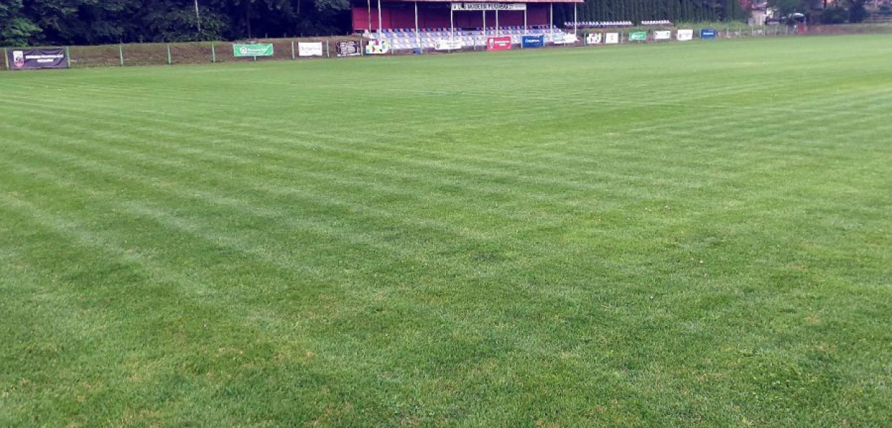 Stadion piłkarski w Balinie. Fot. Paweł Smółka