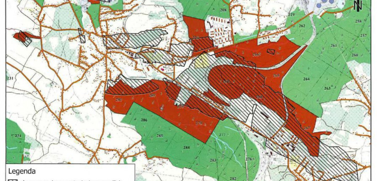 Na czerwono obszary objęte zakazem do 30 września 2023 r. Źródło: Nadleśnictwo Chrzanów