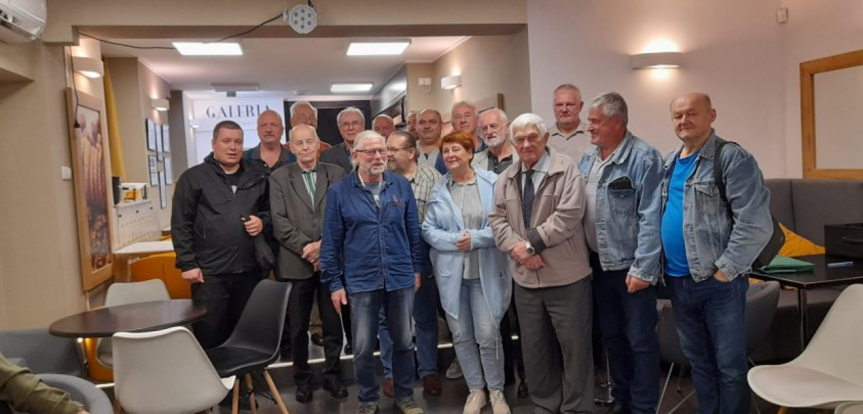 Uczestnicy turnieju brydżowego w Chrzanowie. Fot. od organizatora