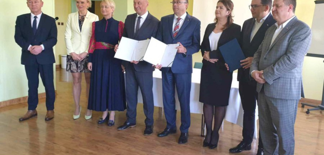 W czwartek podpisano umowę na dofinansowanie termomodernizacji chrzanowskiego szpitala 