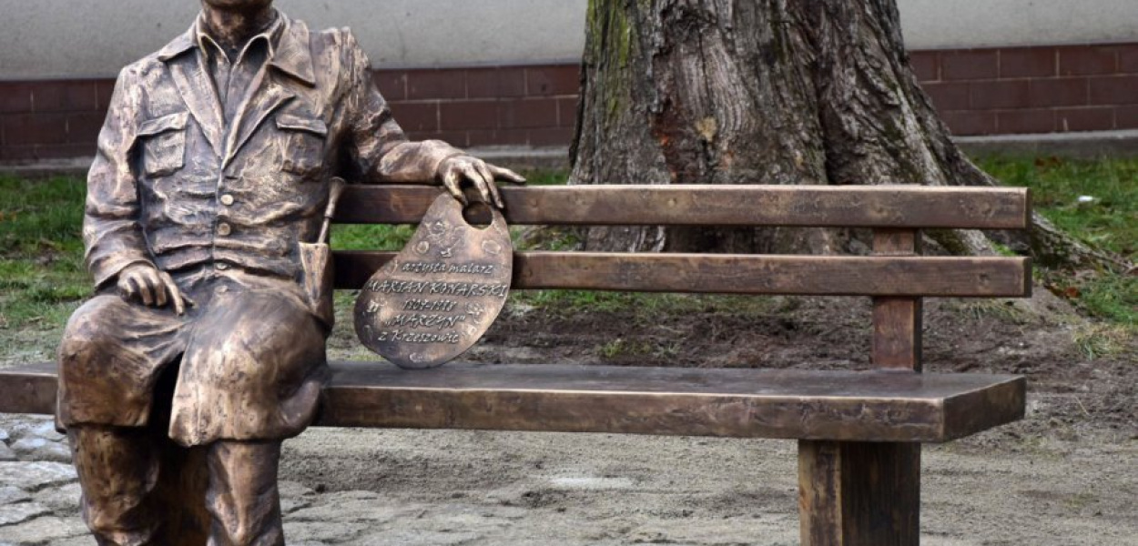 Marian Konarski ma w Krzeszowicach swoją &quot;ławeczkę&quot;