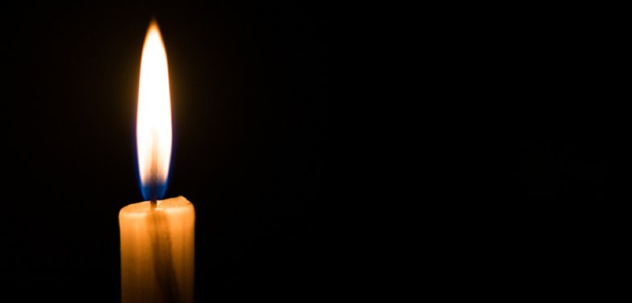 Strażacy PSP i druhowie OSP oddzadzą dizś hołd strażakowi, który zginął w akcji 