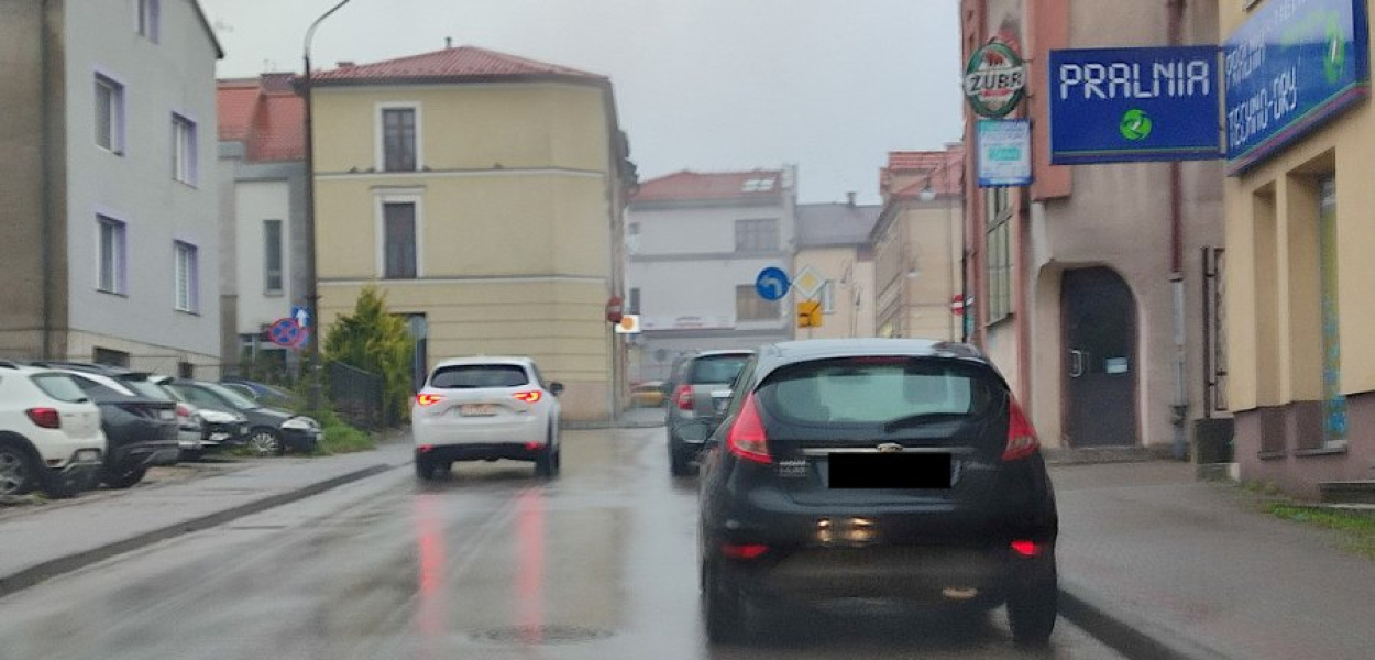 Parkowanie na ul. Kadłubek w Chrzanowie