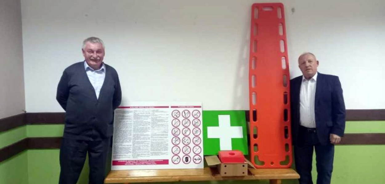 Wiceprezes PPN Chrzanów Leon Kozioł i prezes PPN Chrzanów Józef Cichoń. Fot. Udostępnione przez Józefa Cichonia