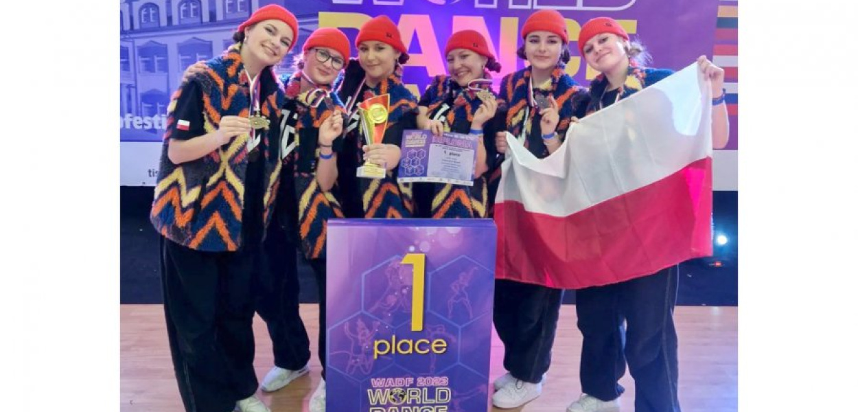 Formacja Just Crew wystąpiła podczas mistrzostw w składzie: Antonina Mikunda, Kamila Ogrodnik, Natalia Piegza, Wiktoria Postupalska, Milena Surowiec, Julia Warchoł