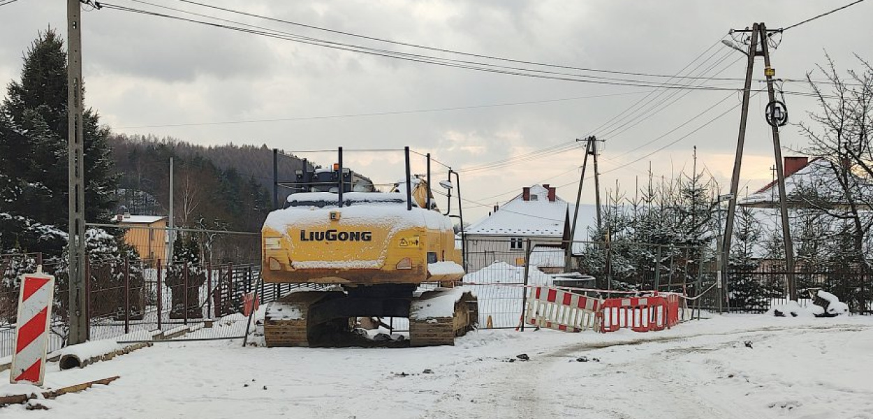 Rozkopana al. Jana Pawła II w Regulicach