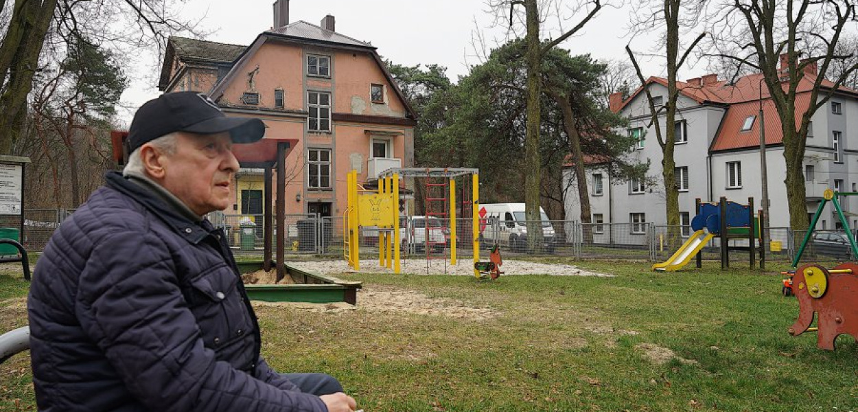 Widać gołym okiem, patrząc na otoczenie budynków, kto dba, a kto ma wszystko w nosie - mówi Ryszard Bębenek, mieszkaniec Rospontowej