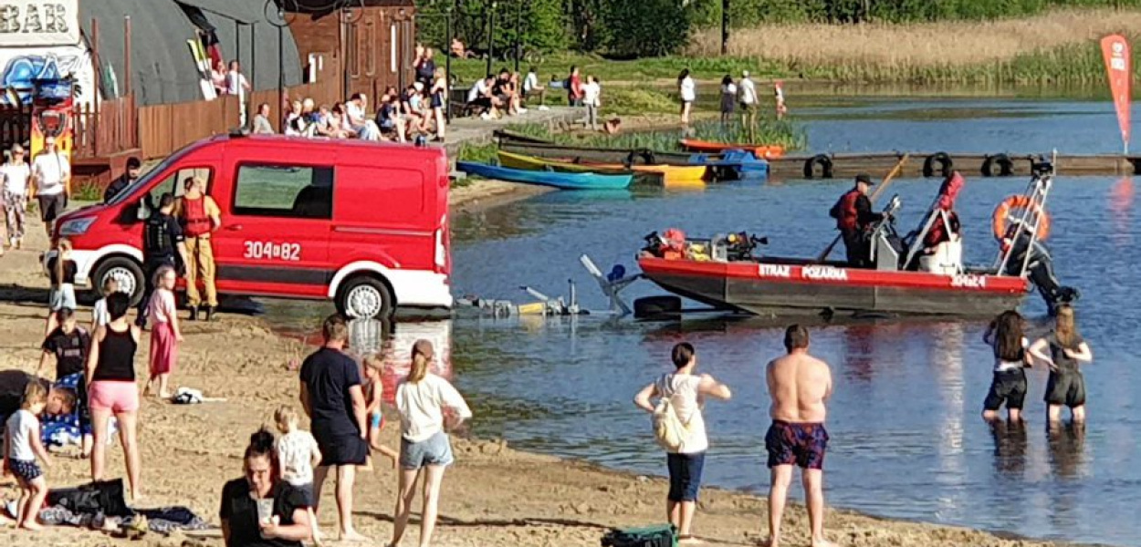 Akcja poszukiwawcza na zalewie Chechło w Trzebini