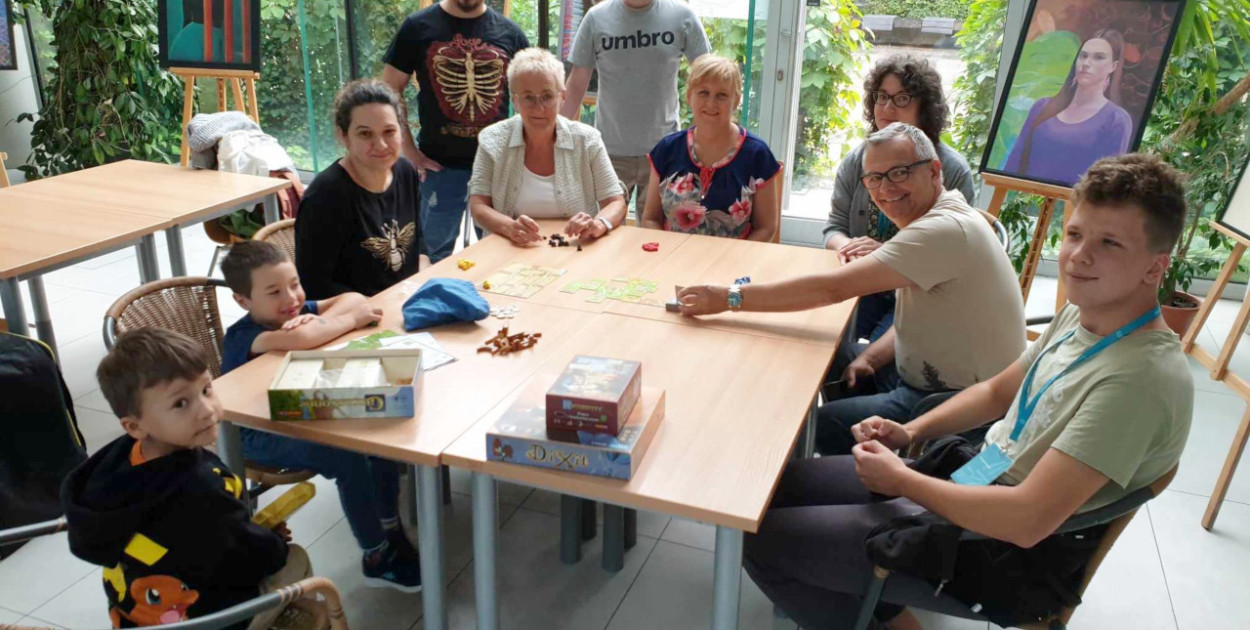 Uczestnicy sobotniego spotkania w bibliotece