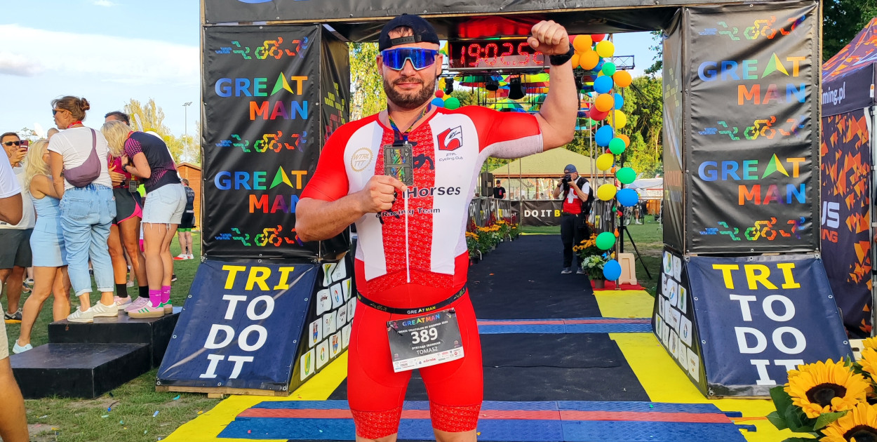 Tomasz Flasiński podczas zawodów Greatman Kórnik Triathlon Fot. Udostępnione przez Tomasza Flasińskiego