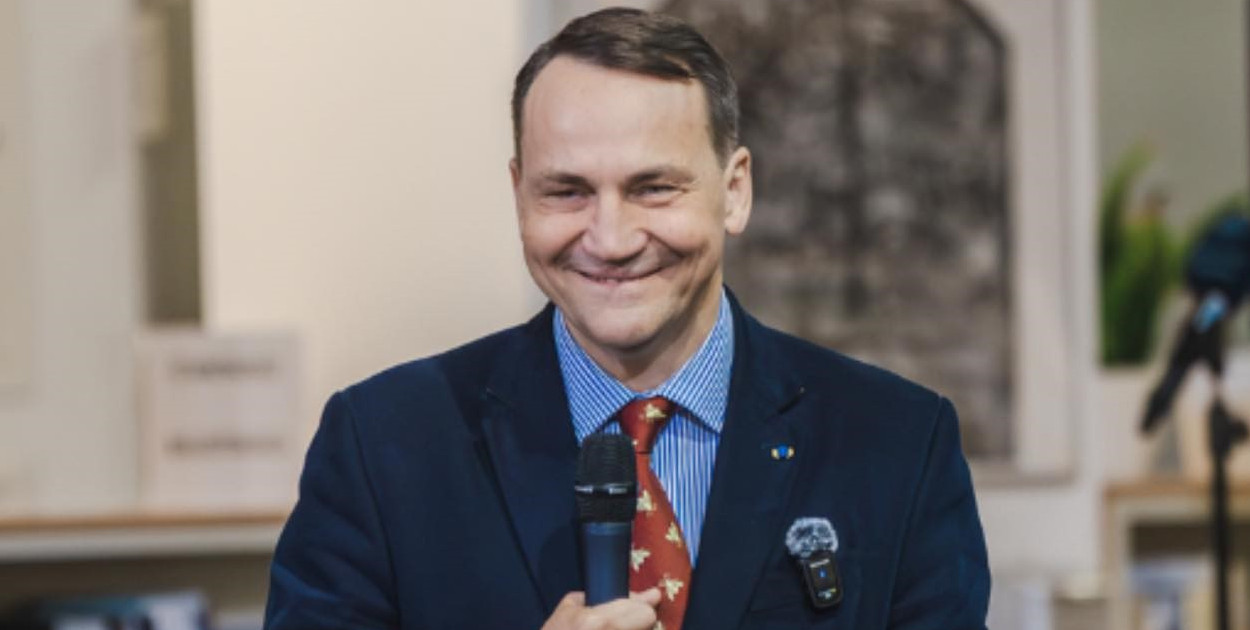 FOT. Radosław Sikorski, profil na FB