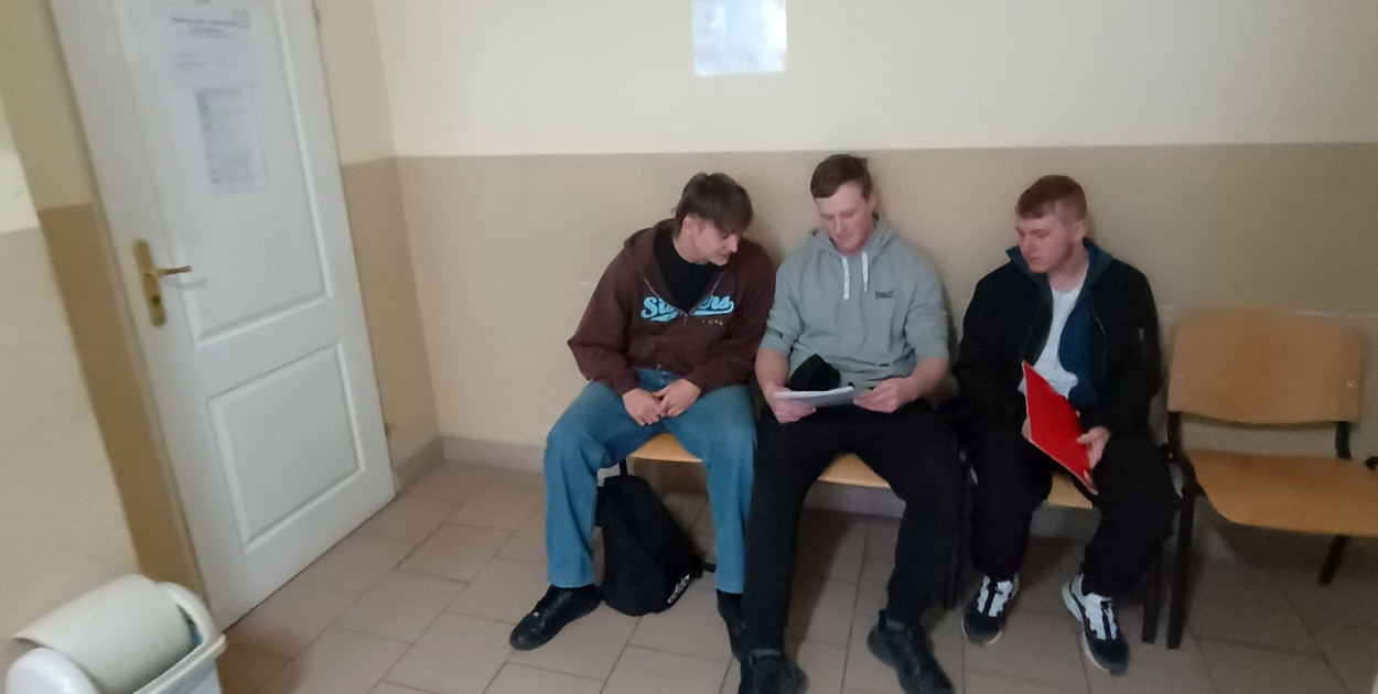 Natolatkowie, którzy stawili się w Chrzanowie w pierwszym dniu kwalifikacji