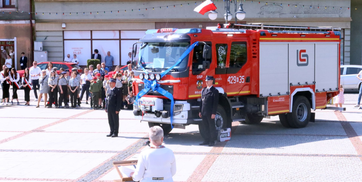 Nowy pojazd prezentował się na płycie Rynku okazale