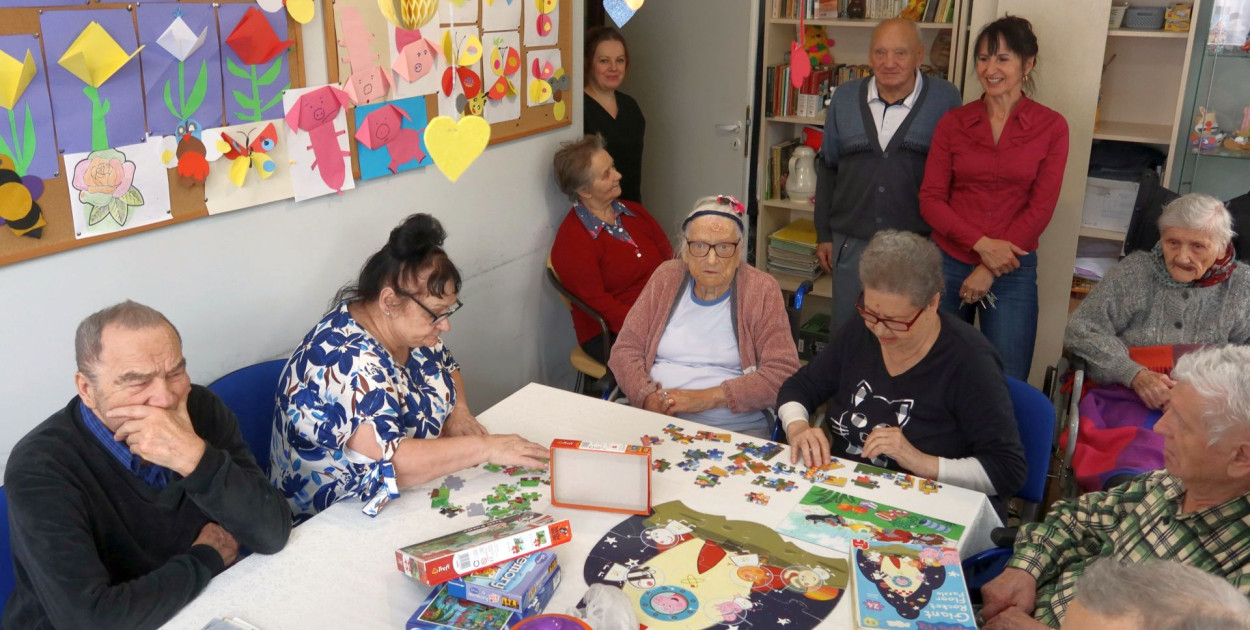 Zajęcia terapeutyczne odbywają się codziennie przez dwie godziny