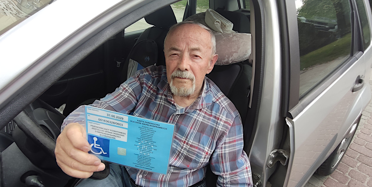 Niepełnosprawny Jan Zemła z Chrzanowa zapłacił 250 zł za brak biletu parkingowego nad zalewem Chechło w Trzebini
