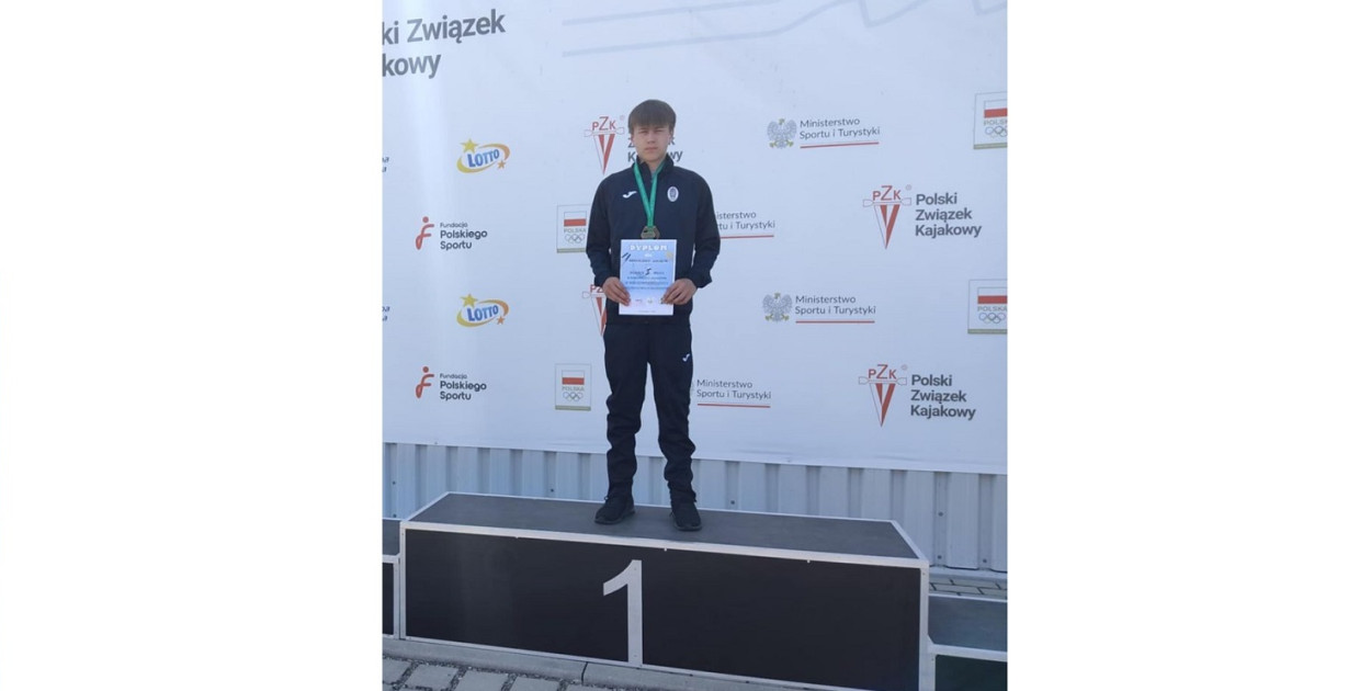 Marceli Kaczor na najwyższym stopniu podium. FOT. Archiwum fotograficzne MKSW Trzebinia