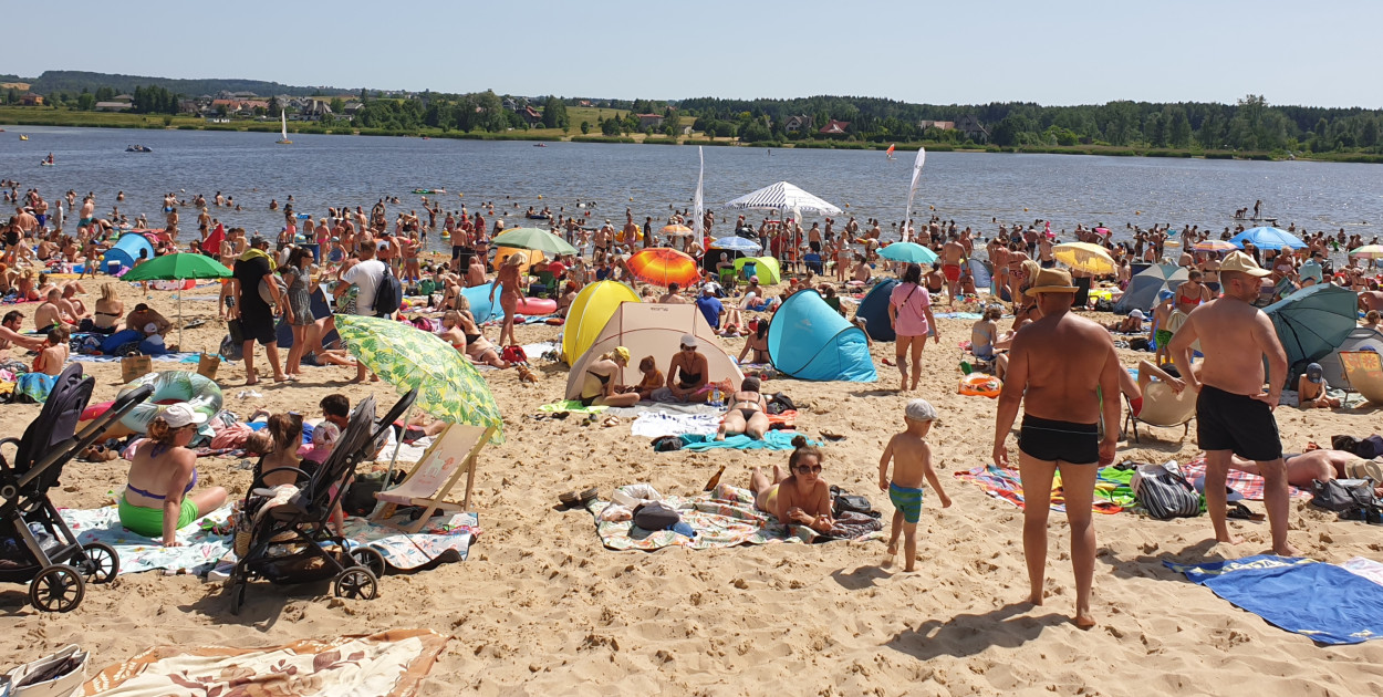 W czwartek rozpoczyna się sezon kąpielowy m.in. nad zalewem Chechło